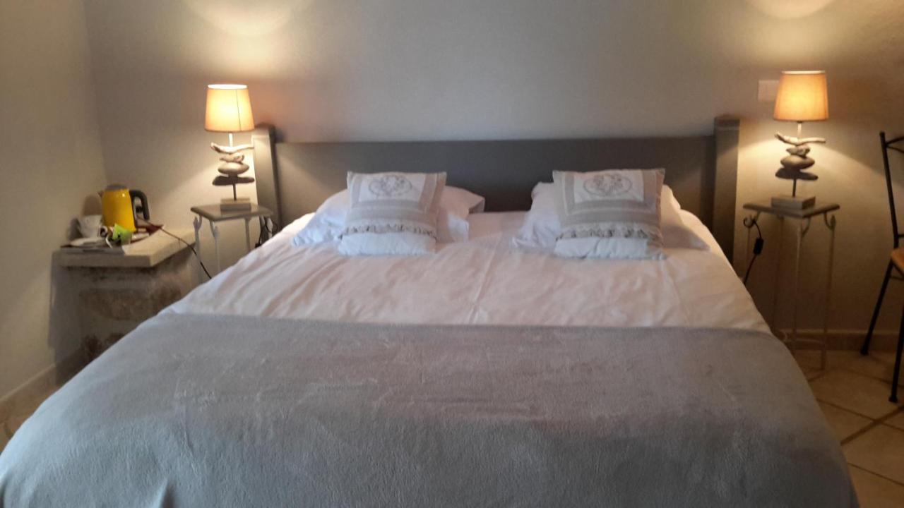 Chambres D'Hotes Le Vignoble Cucuron Dış mekan fotoğraf
