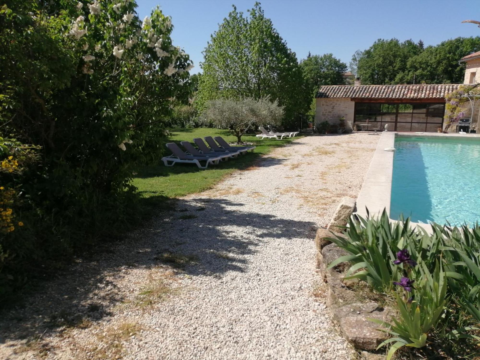 Chambres D'Hotes Le Vignoble Cucuron Dış mekan fotoğraf