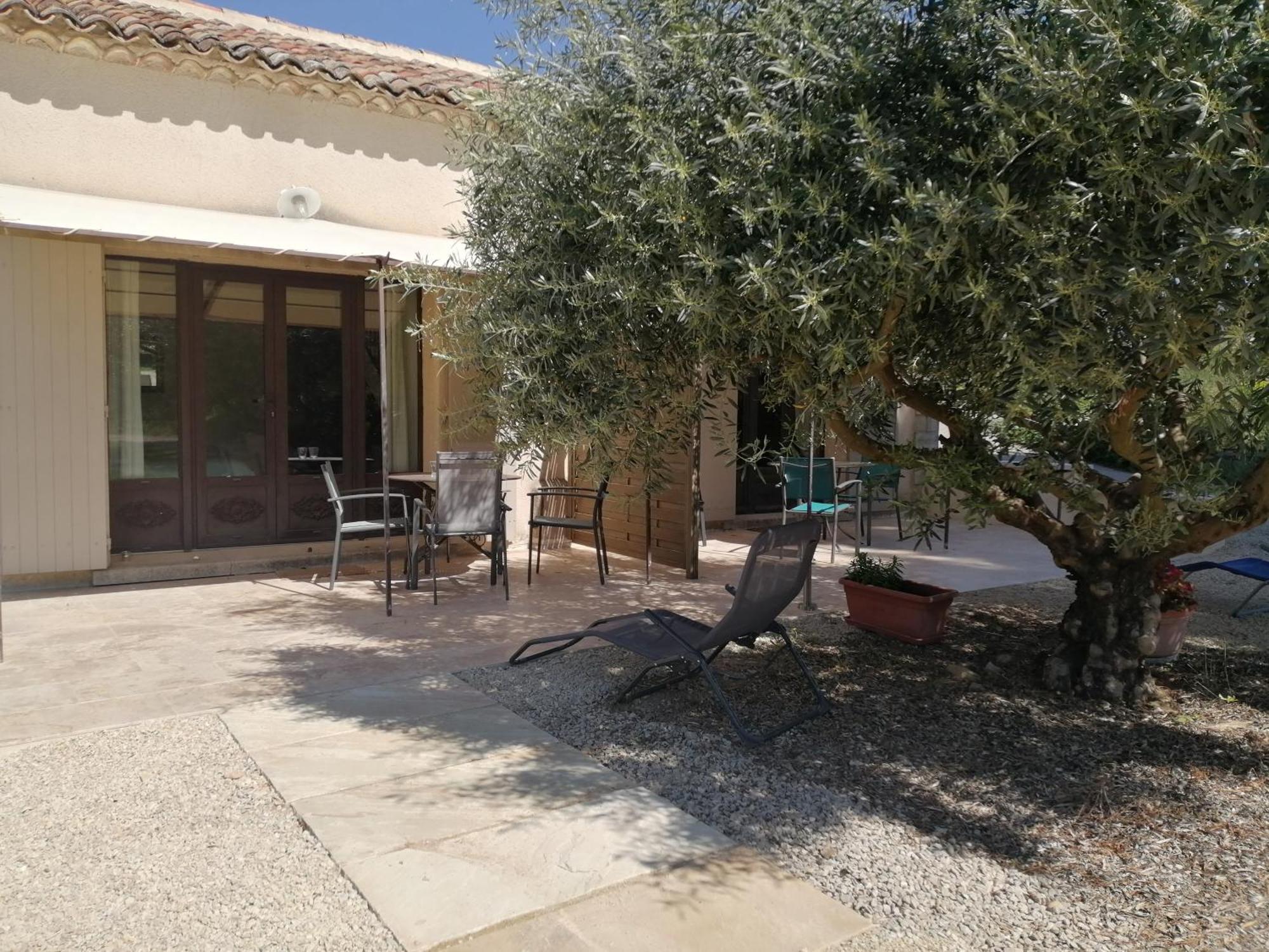 Chambres D'Hotes Le Vignoble Cucuron Dış mekan fotoğraf